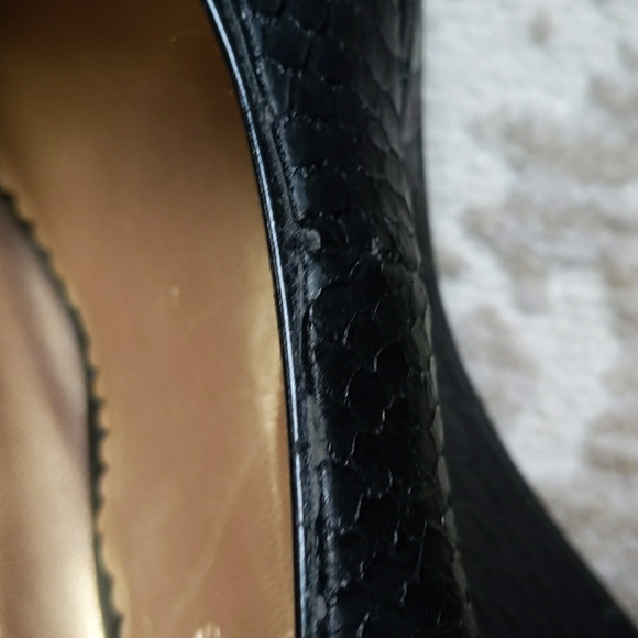 Lindsay Phillips Python Print  Floral Peep Toe Wedge 7M Black - Picture 15 of 17